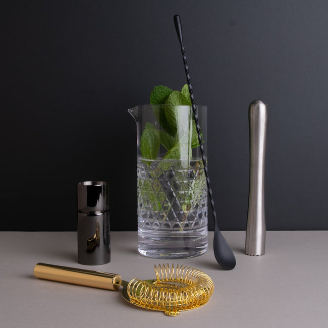 Discover Sensational Barware Gifts That Dazzle and Deliver